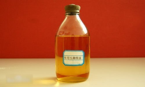 柴油是否屬于危險(xiǎn)化學(xué)品？生物柴油的歸類(lèi)與特性分析